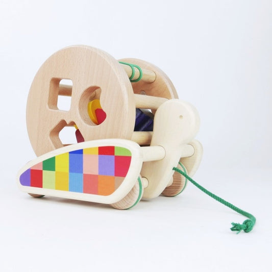Drewniany ślimak sorter na sznurku - BAJO