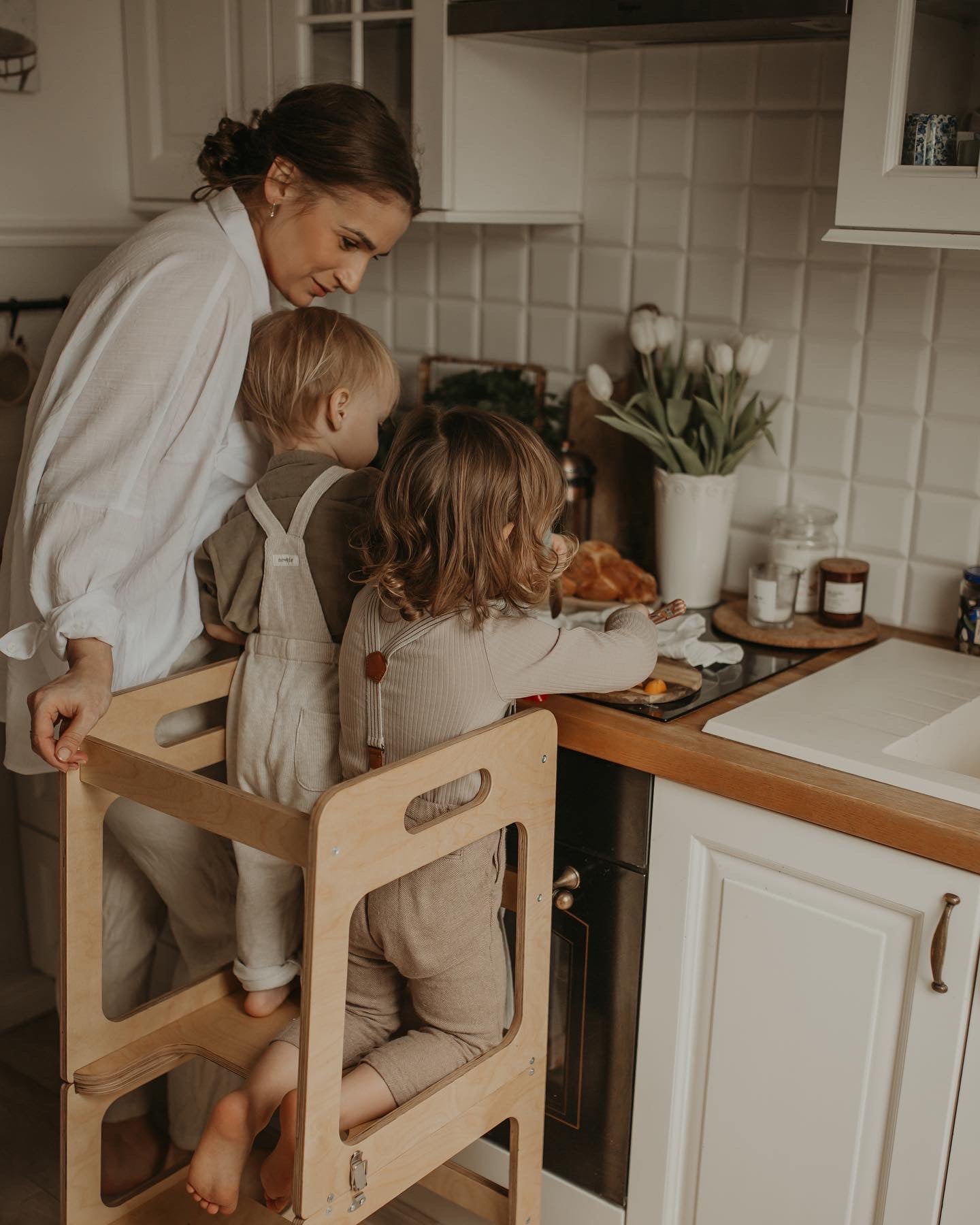 Kitchen helper i biurko w jednym