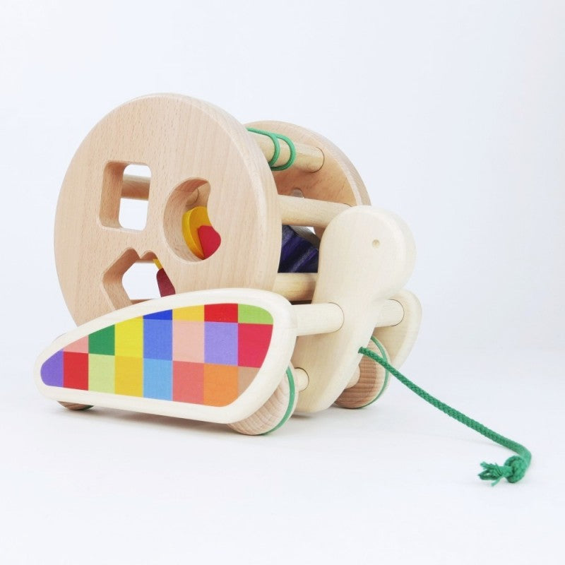 Drewniany ślimak sorter na sznurku - BAJO